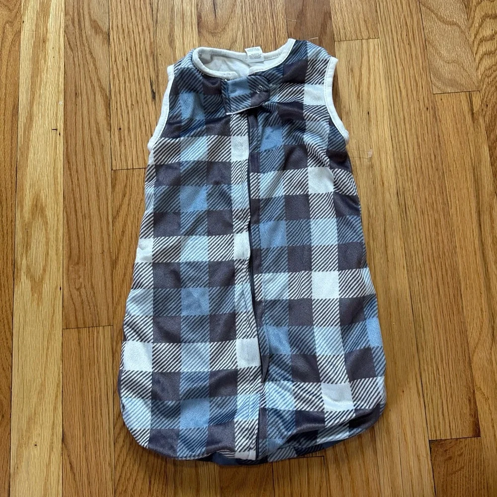 Modern Baby Plaid Sleeveless Baby Sleep Sack size 0-3 months
